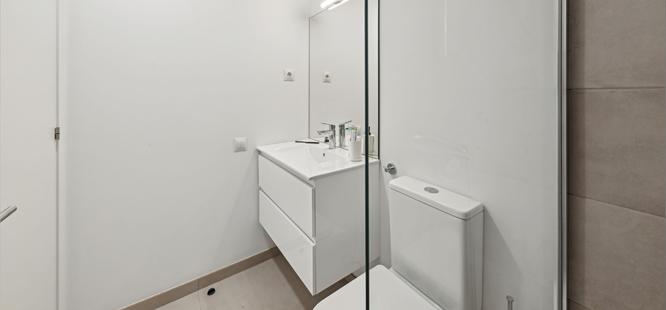 Zonas comunes en piso de alquiler | Casa Dumont | Getafe