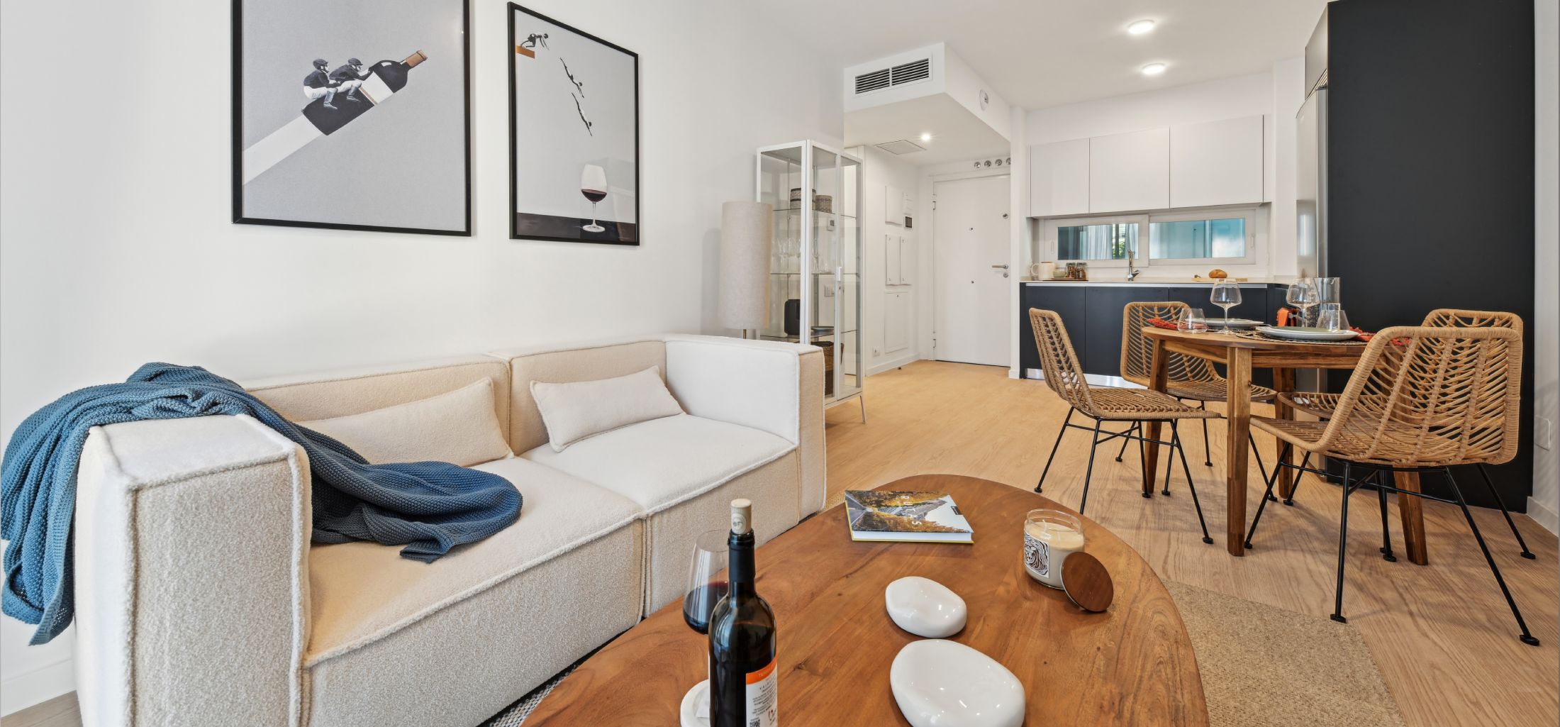 Salón en piso de alquiler | Casa Dumont | Getafe