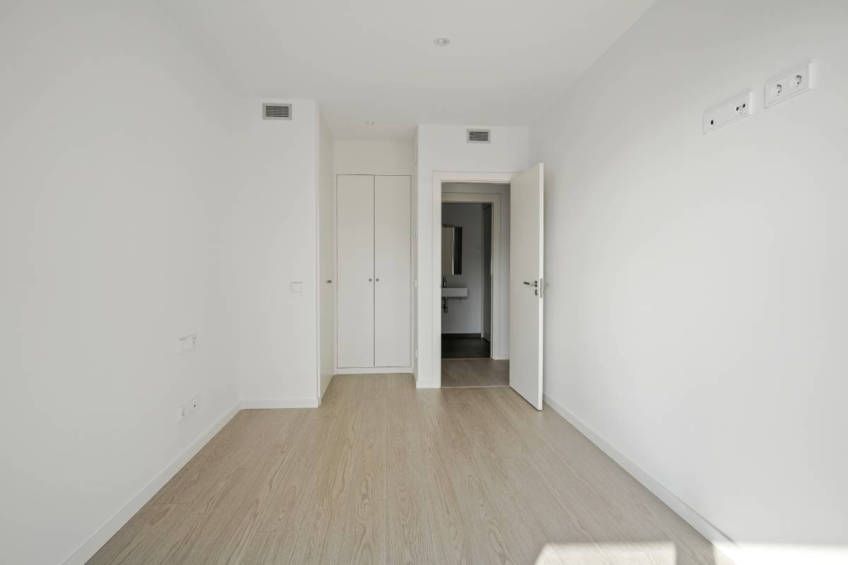 pages/flats/marobert-badalona.image_seo.floor_1_portal_A_door_2_5
