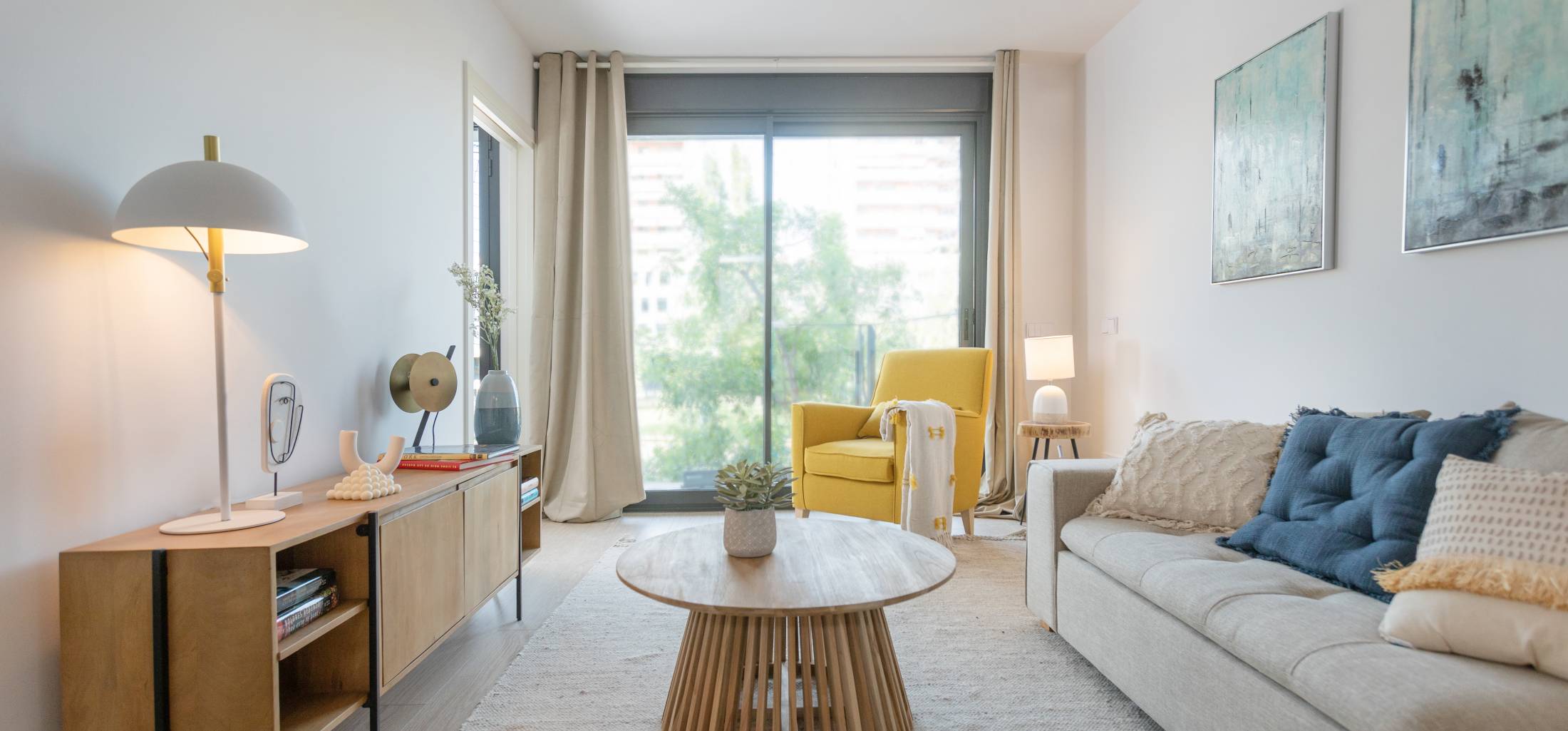 Living room of apartment for rent in Marobert | Badalona 